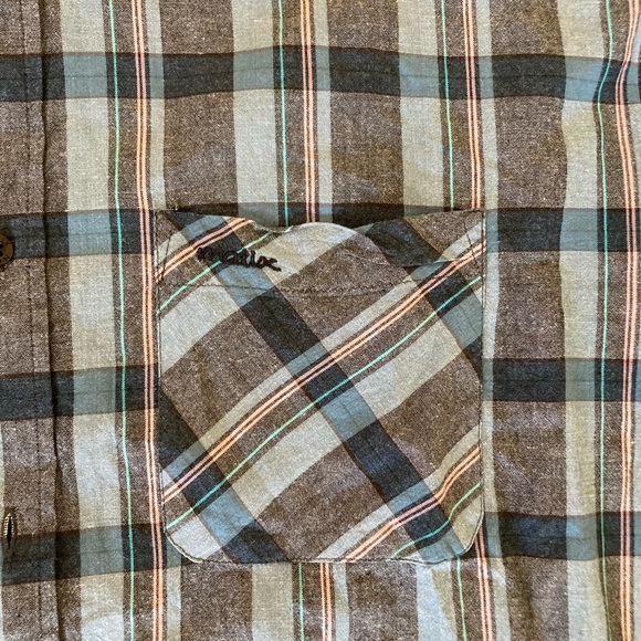 Matix button down collared shirt 🌵❤️ - Picture 3 of 5